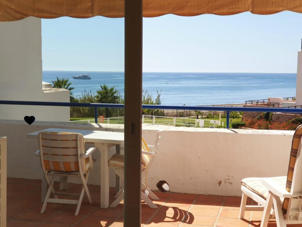Casitamar Frontline Beach House Rental Casares Costa Near Estepona Bahia de Casares Exterior photo