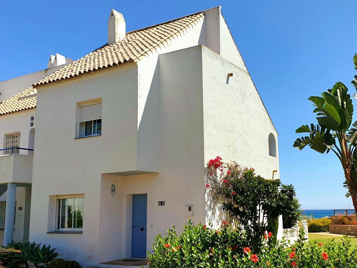 Casitamar Frontline Beach House Rental Casares Costa Near Estepona Bahia de Casares Exterior photo