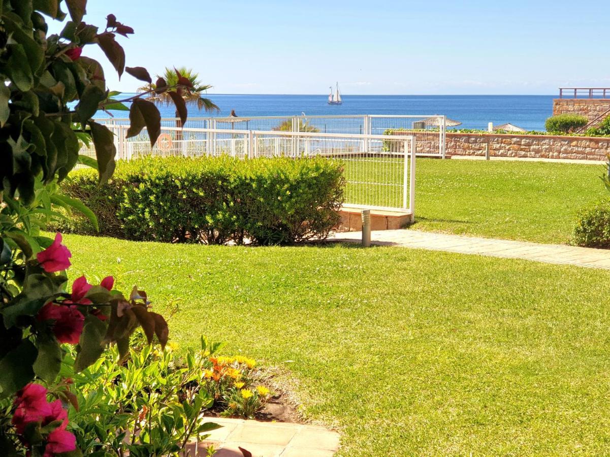 Casitamar Frontline Beach House Rental Casares Costa Near Estepona Bahia de Casares Exterior photo